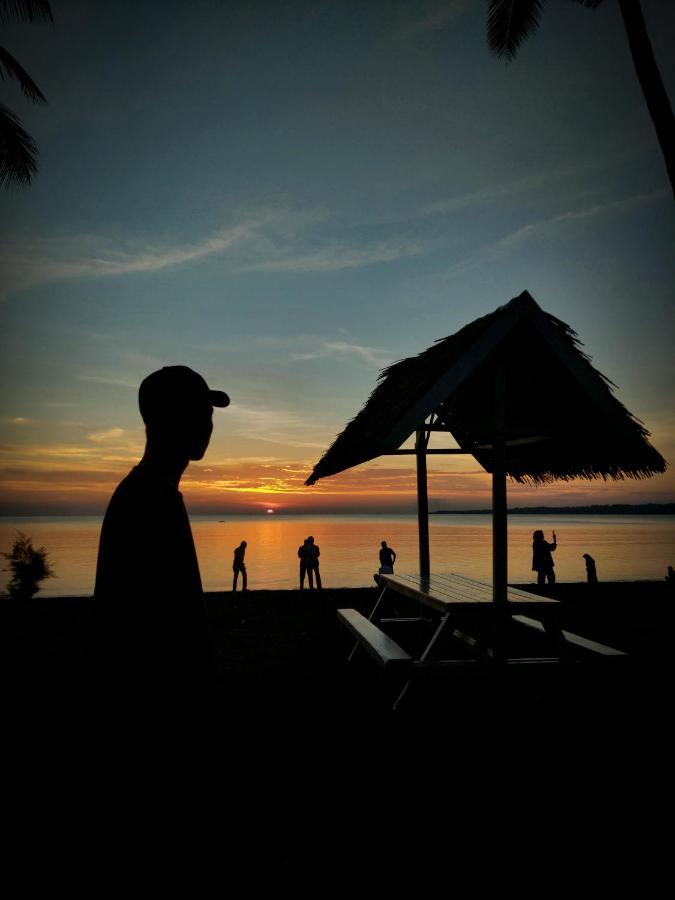 Sunari Beach Resort Selayar Matalalang Esterno foto