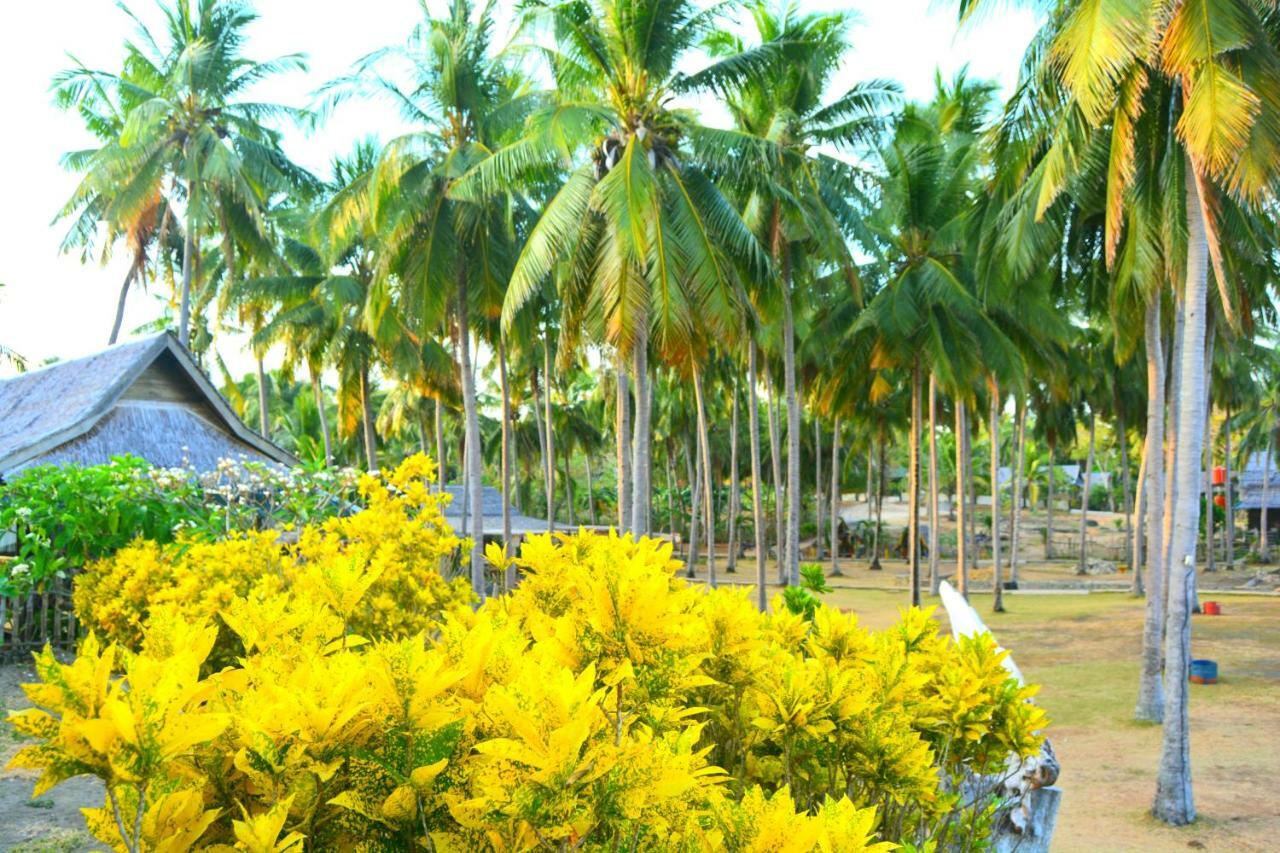 Sunari Beach Resort Selayar Matalalang Esterno foto