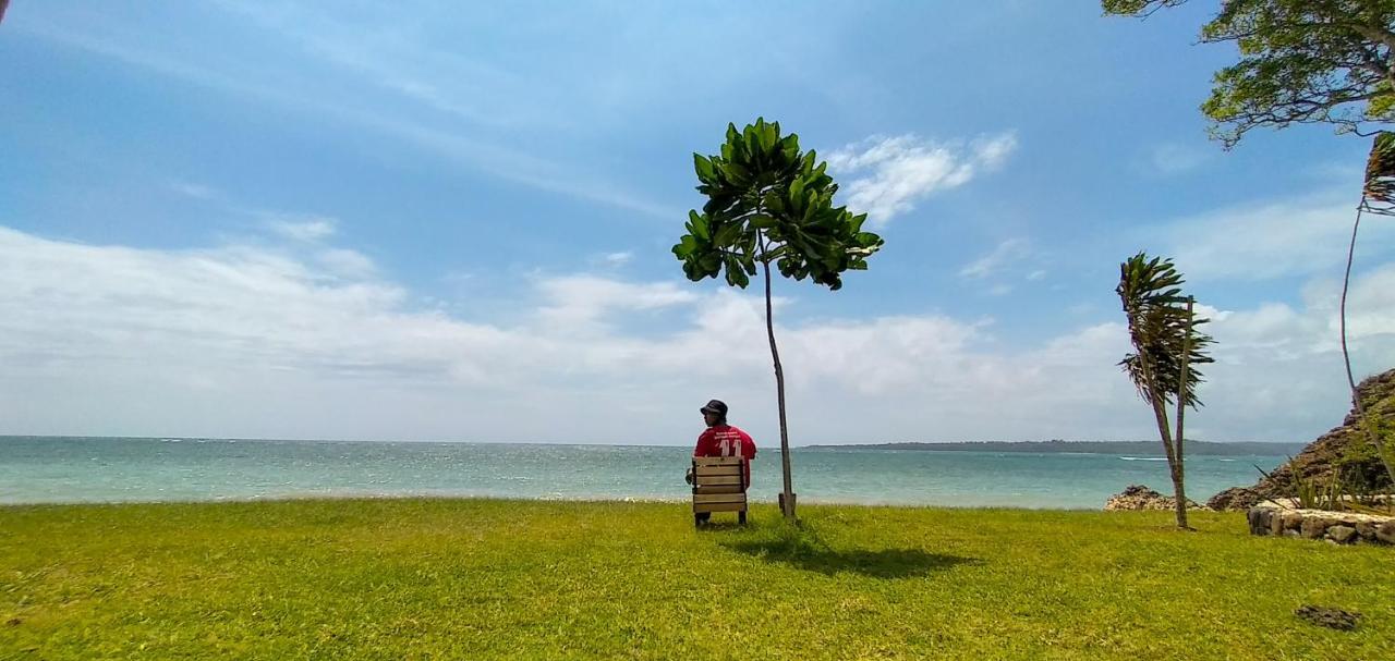 Sunari Beach Resort Selayar Matalalang Esterno foto